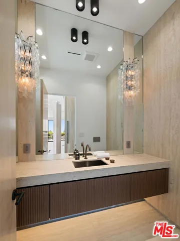 365 Trousdale Place, Beverly Hills, California 90210