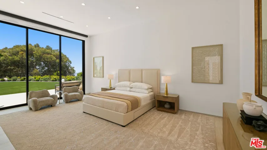 365 Trousdale Place, Beverly Hills, California 90210