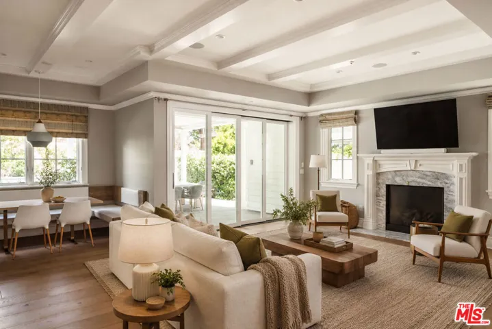 14750 Bestor Boulevard, Pacific Palisades, California 90272