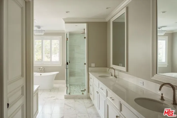 14750 Bestor Boulevard, Pacific Palisades, California 90272