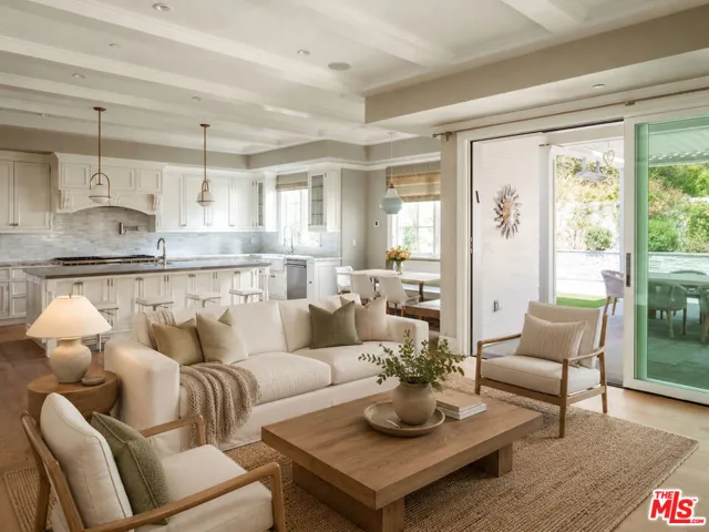 14750 Bestor Boulevard, Pacific Palisades, California 90272
