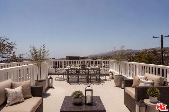 14750 Bestor Boulevard, Pacific Palisades, California 90272