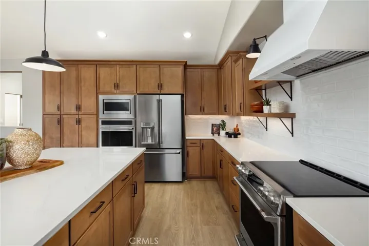 7998 Cottonwood Drive, Friant, California 93626
