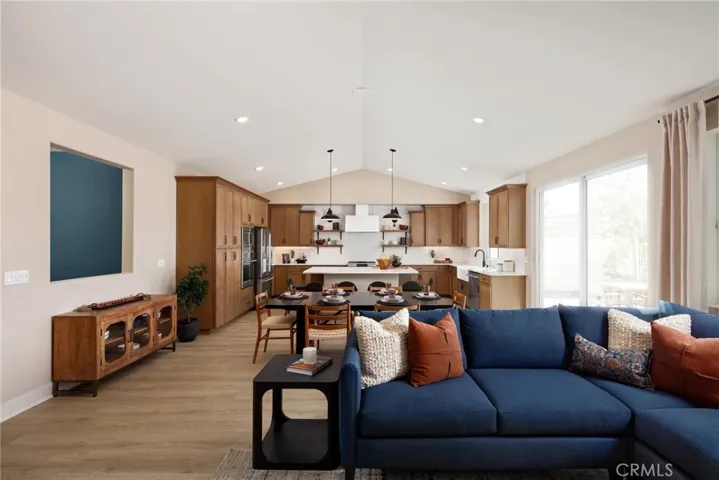 7998 Cottonwood Drive, Friant, California 93626
