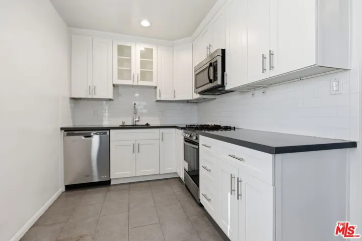 9608 W Olympic Boulevard C, Beverly Hills, California 90212