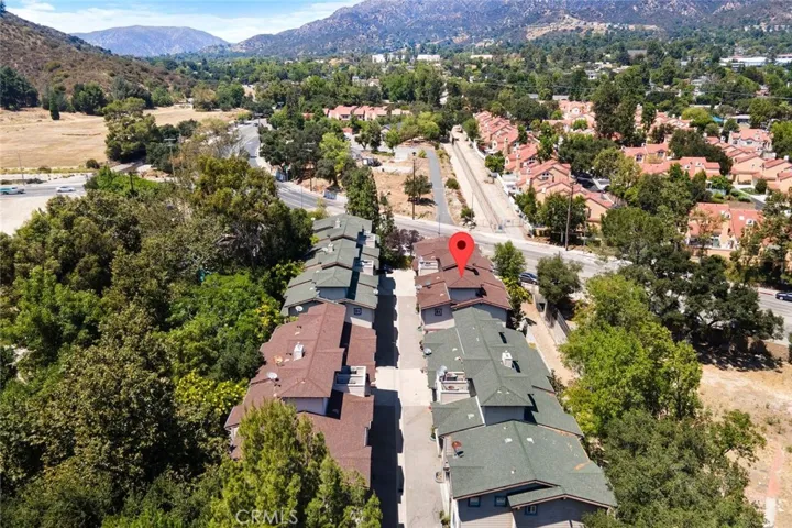 6300 Honolulu, La Crescenta, California 91214