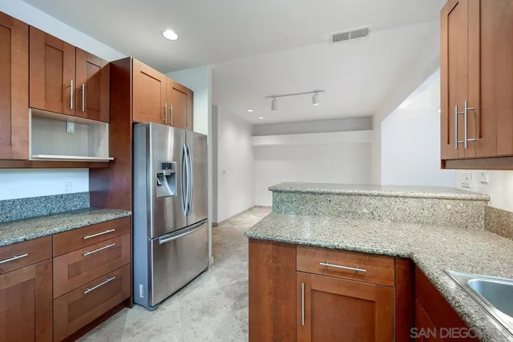 5105 Renaissance Ave A, San Diego, California 92122