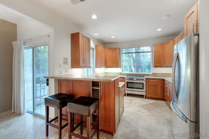 5105 Renaissance Ave A, San Diego, California 92122