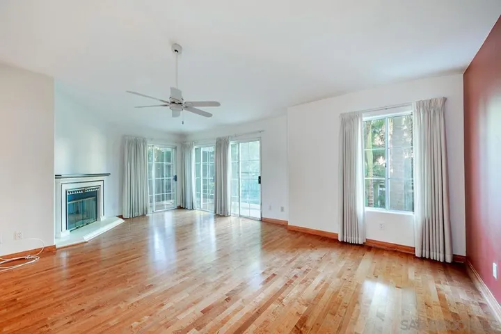 5105 Renaissance Ave A, San Diego, California 92122