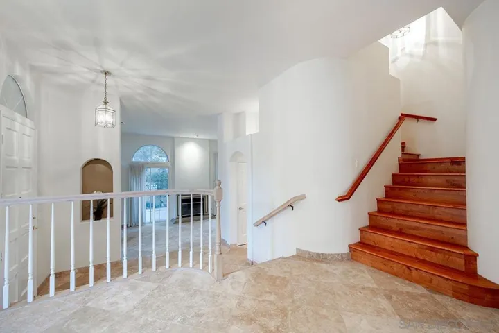 5105 Renaissance Ave A, San Diego, California 92122