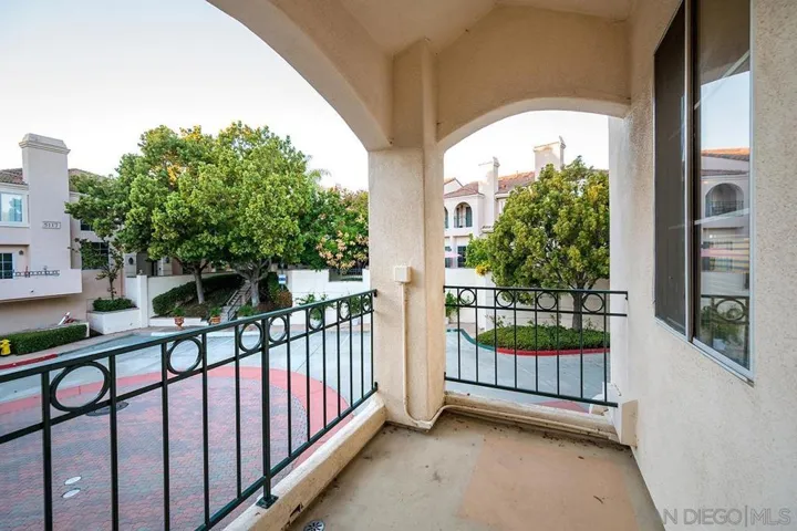 5105 Renaissance Ave A, San Diego, California 92122