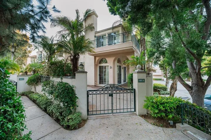 5105 Renaissance Ave A, San Diego, California 92122