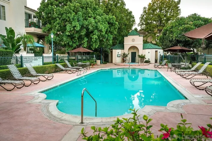 5105 Renaissance Ave A, San Diego, California 92122