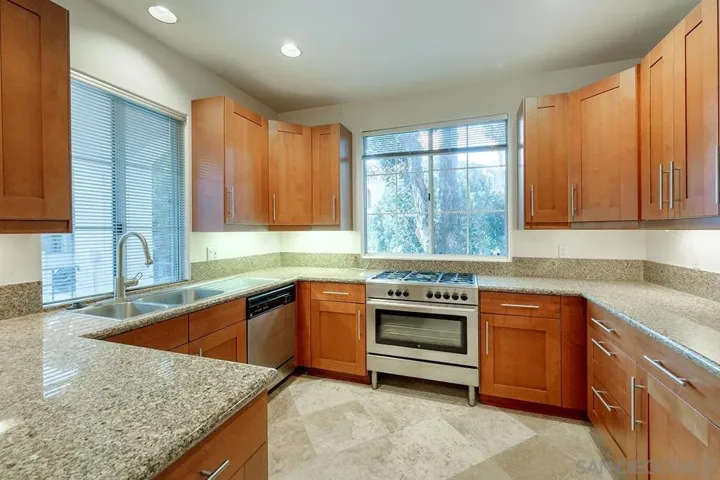 5105 Renaissance Ave A, San Diego, California 92122