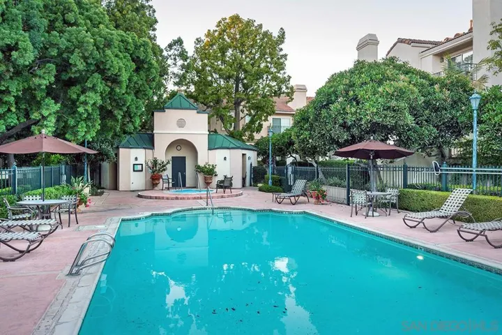 5105 Renaissance Ave A, San Diego, California 92122