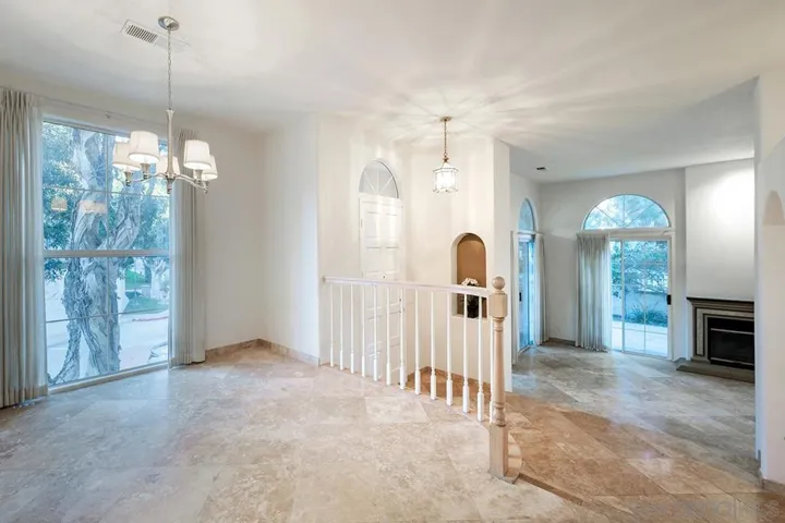5105 Renaissance Ave A, San Diego, California 92122