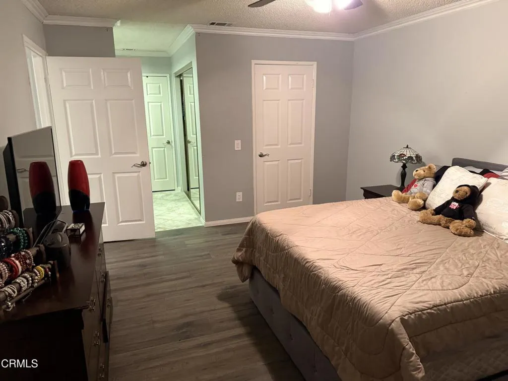 Bedroom Master 4