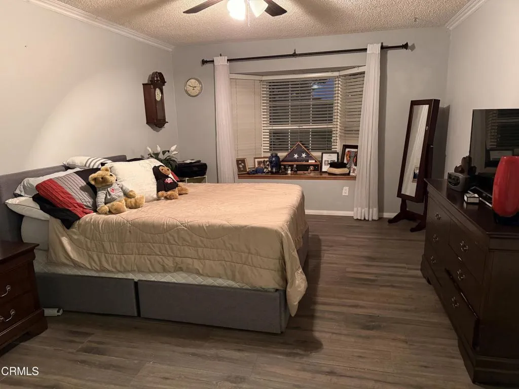 Bedroom Master 1