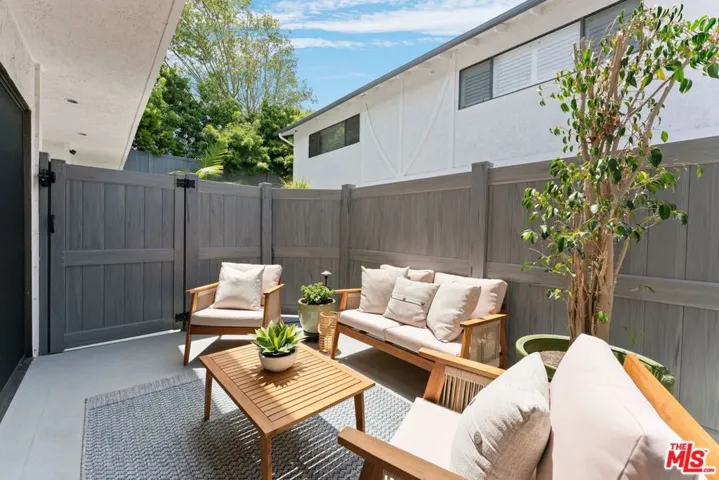 1456 Manhattan Beach Boulevard G, Manhattan Beach, California 90266