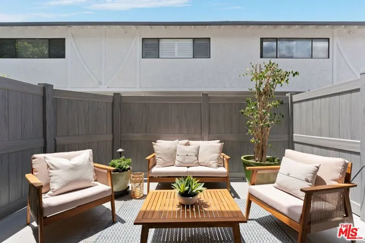 1456 Manhattan Beach Boulevard G, Manhattan Beach, California 90266