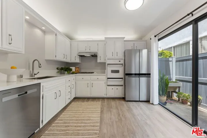 1456 Manhattan Beach Boulevard G, Manhattan Beach, California 90266