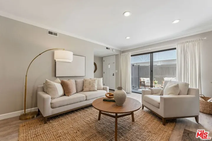 1456 Manhattan Beach Boulevard G, Manhattan Beach, California 90266
