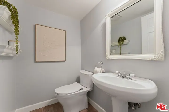 1456 Manhattan Beach Boulevard G, Manhattan Beach, California 90266