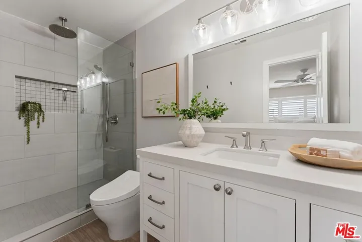 1456 Manhattan Beach Boulevard G, Manhattan Beach, California 90266