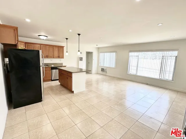 7209 Willoughby Avenue 10, Los Angeles, California 90046