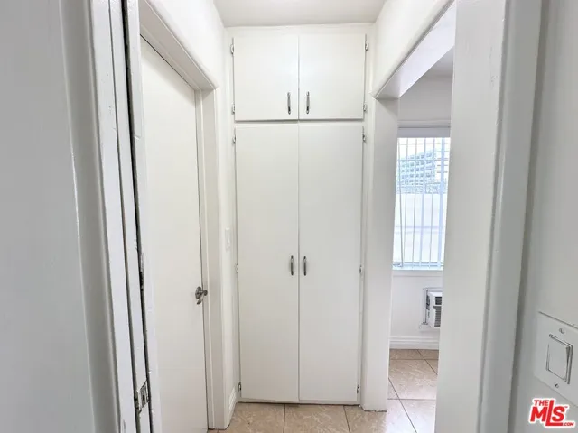 7209 Willoughby Avenue 10, Los Angeles, California 90046