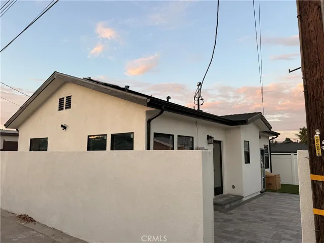 25109 1/2 Fourl Road, Newhall, California 91321