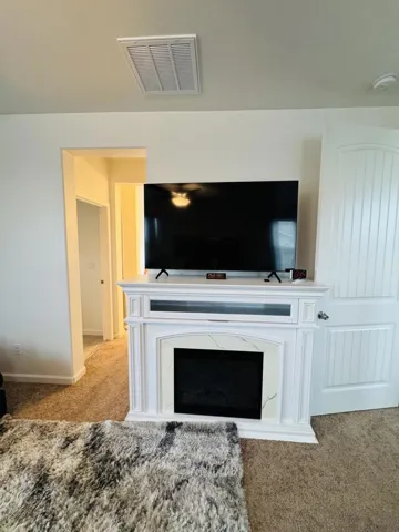 1952 Gus Villalta Drive, Los Banos, California 93635