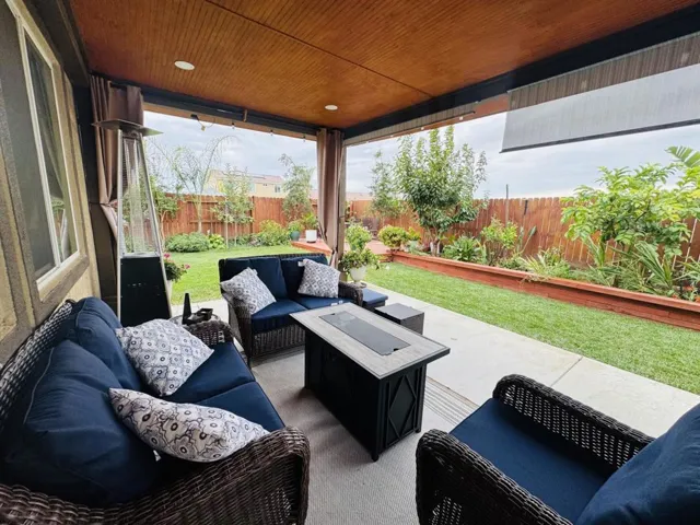 1952 Gus Villalta Drive, Los Banos, California 93635