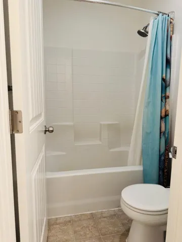1952 Gus Villalta Drive, Los Banos, California 93635