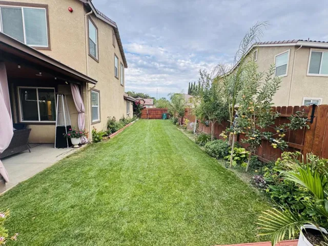 1952 Gus Villalta Drive, Los Banos, California 93635