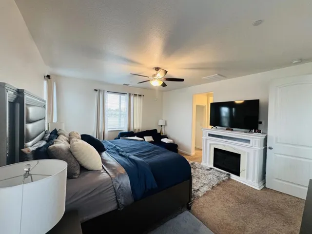 1952 Gus Villalta Drive, Los Banos, California 93635