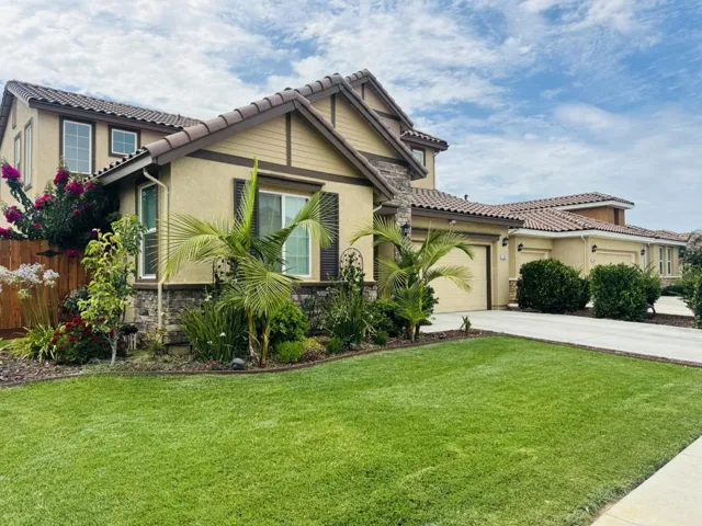1952 Gus Villalta Drive, Los Banos, California 93635