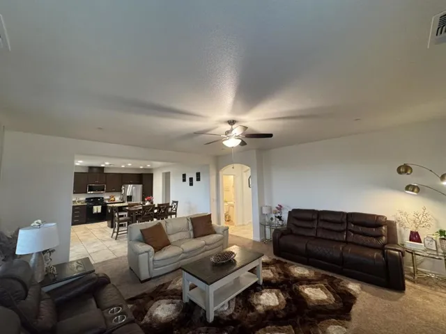 1952 Gus Villalta Drive, Los Banos, California 93635