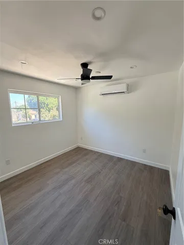 1550 1/2 W 59th Place, Los Angeles, California 90047
