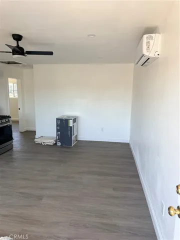 1550 1/2 W 59th Place, Los Angeles, California 90047