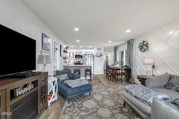 18-660 Sunfish Way-18