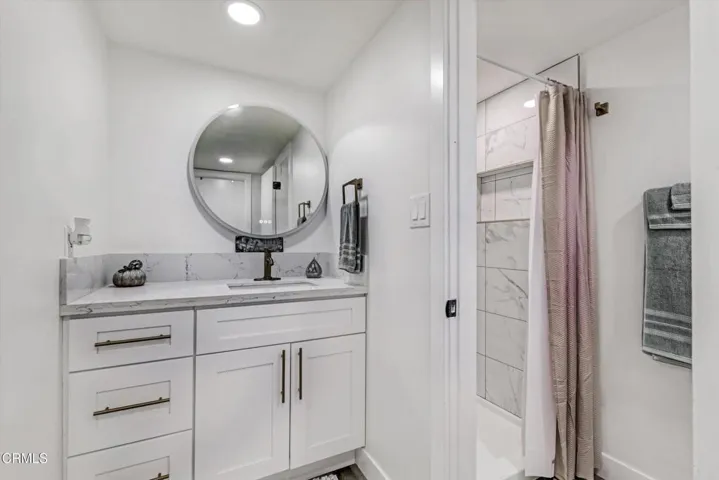29-660 Sunfish Way-29