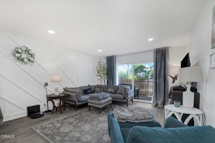 14-660 Sunfish Way-14