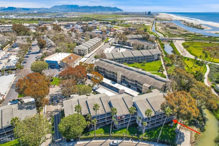 660 Sunfish Way-6 arrow