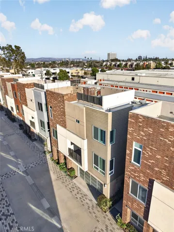 821 Brickyard, Costa Mesa, California 92627