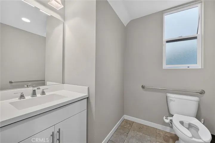 821 Brickyard, Costa Mesa, California 92627
