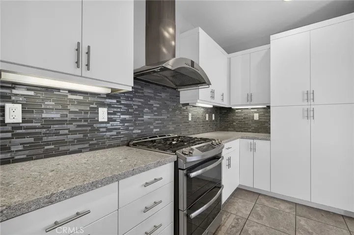 821 Brickyard, Costa Mesa, California 92627