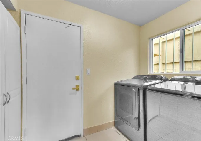 18223 Delano, Los Angeles, California 91335