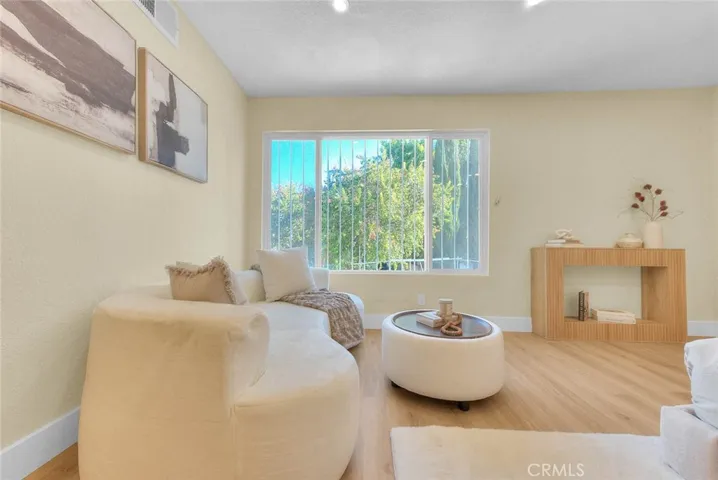 18223 Delano, Los Angeles, California 91335