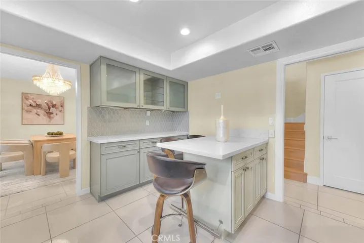 18223 Delano, Los Angeles, California 91335